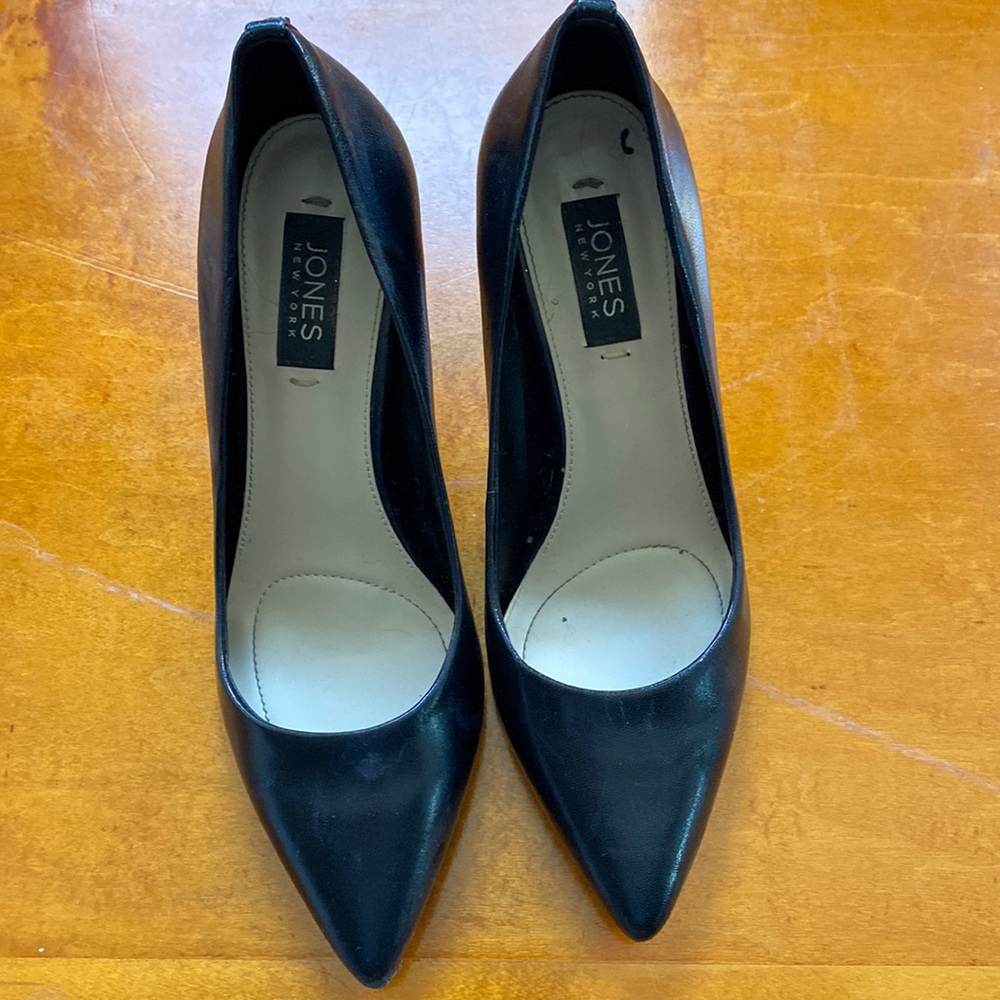 Jones New York Black Heels